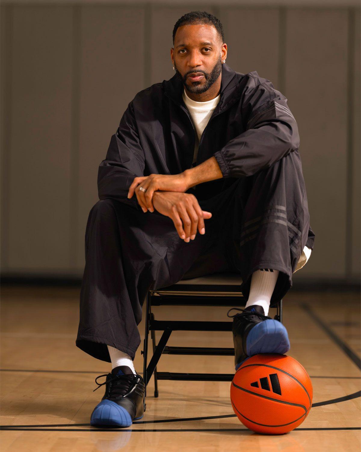 雷火电竞官网-Shams：麦迪时隔多年重签阿迪达斯，将推动ABCD青少年篮球训练营复兴